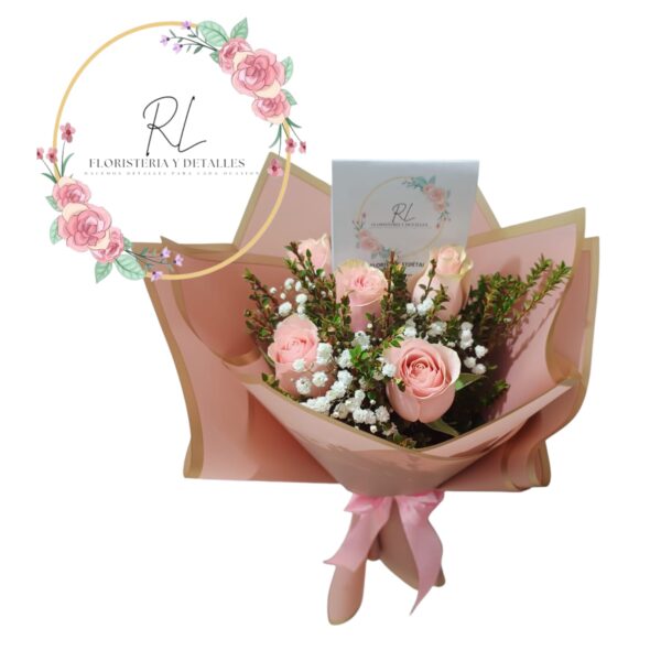WhatsApp Image 2025-11-01 at 12.30.44 PM (1) Bello ramo 6 rosas pastel