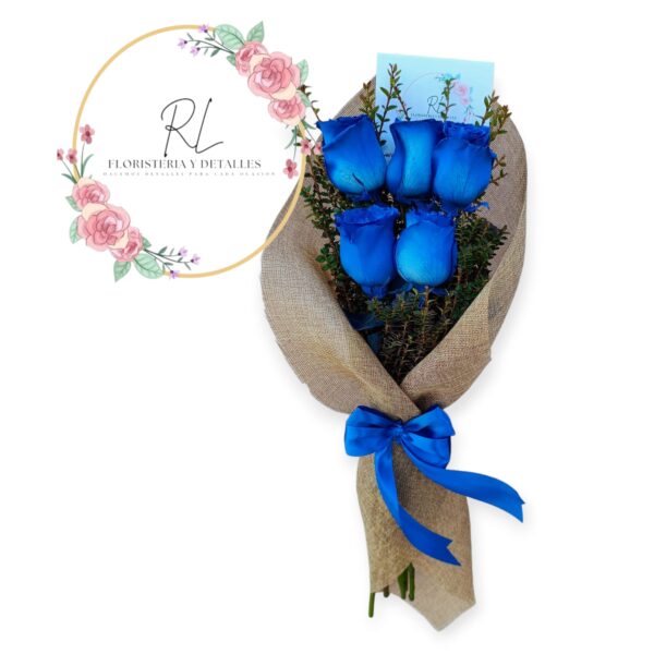 WhatsApp Image 2025-11-01 at 12.30.44 PM (4) RAMO 5 ROSAS AZULES EN ARPILLERA