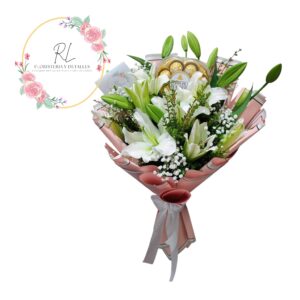 Maravilloso ramo de lilium con corazón de bombones x3