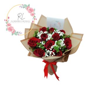 LINDO RAMO 10 ROSAS CON BELLA ENVOLTURA