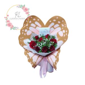 HERMOSO RAMO BUTTERFLY 8 ROSAS