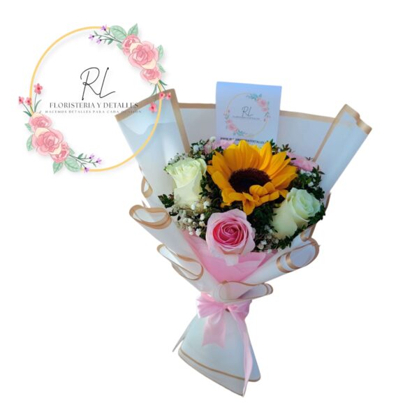 WhatsApp Image 2026-01-18 at 19.29.14 (9) RAMO 1 GIRASOL Y 5 ROSAS TONOS SUAVES