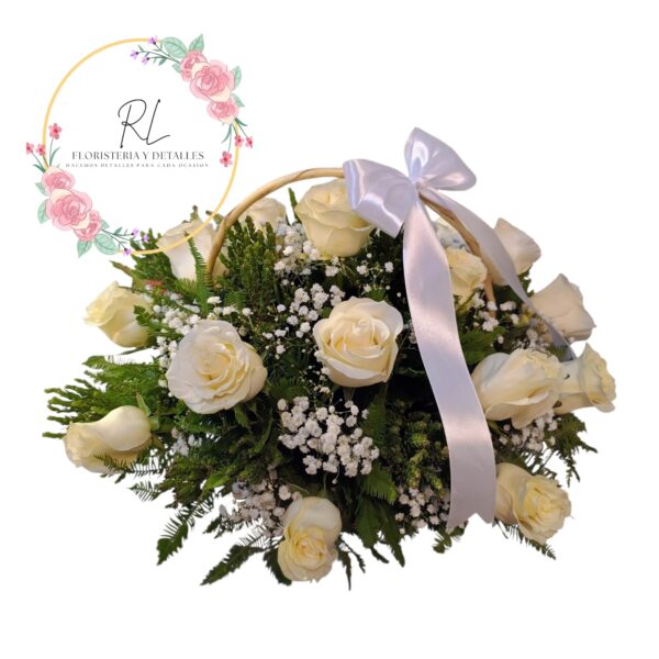 LINDA CANASTA 20 ROSAS