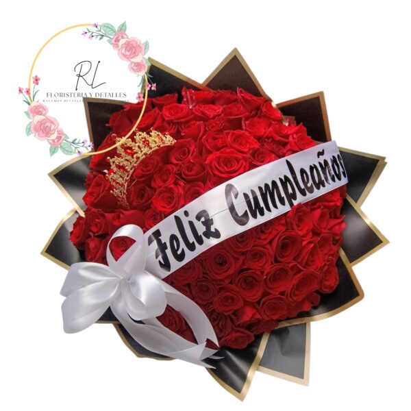 RAMO BUCHON 100 ROSAS CON CORONA Y CINTA